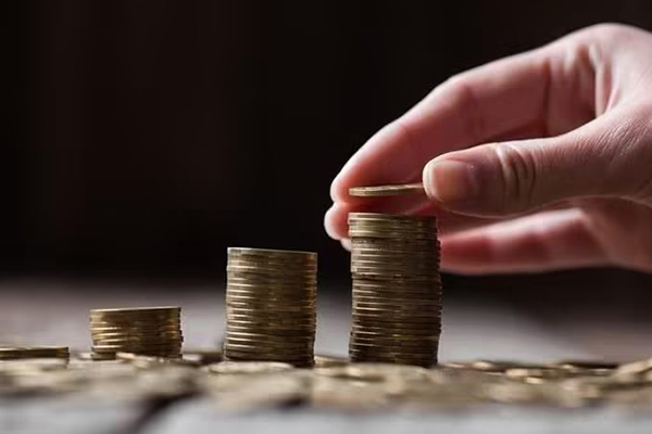 不小心把钱存入信用卡能取吗？正确操作步骤与资金到账时间说明